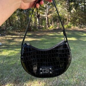 Y2K Guess Black Shoulder Bag